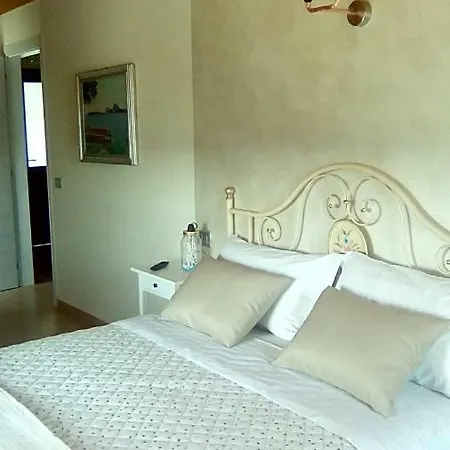 Art Gallery Foresteria Bed & Breakfast *