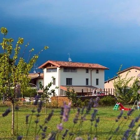 Art Gallery Foresteria Bed & Breakfast